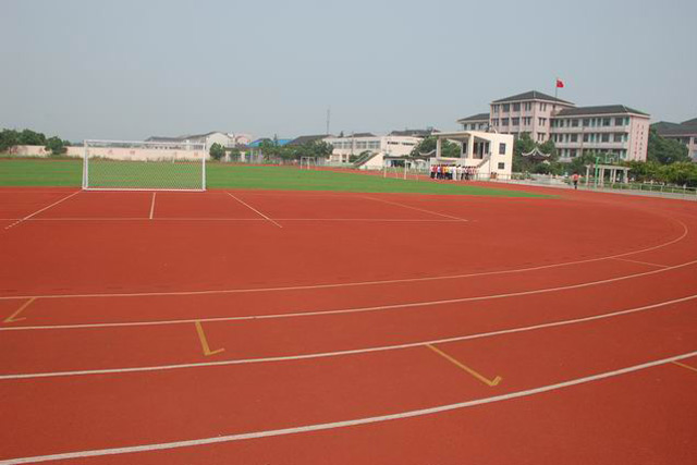 学院操场一角